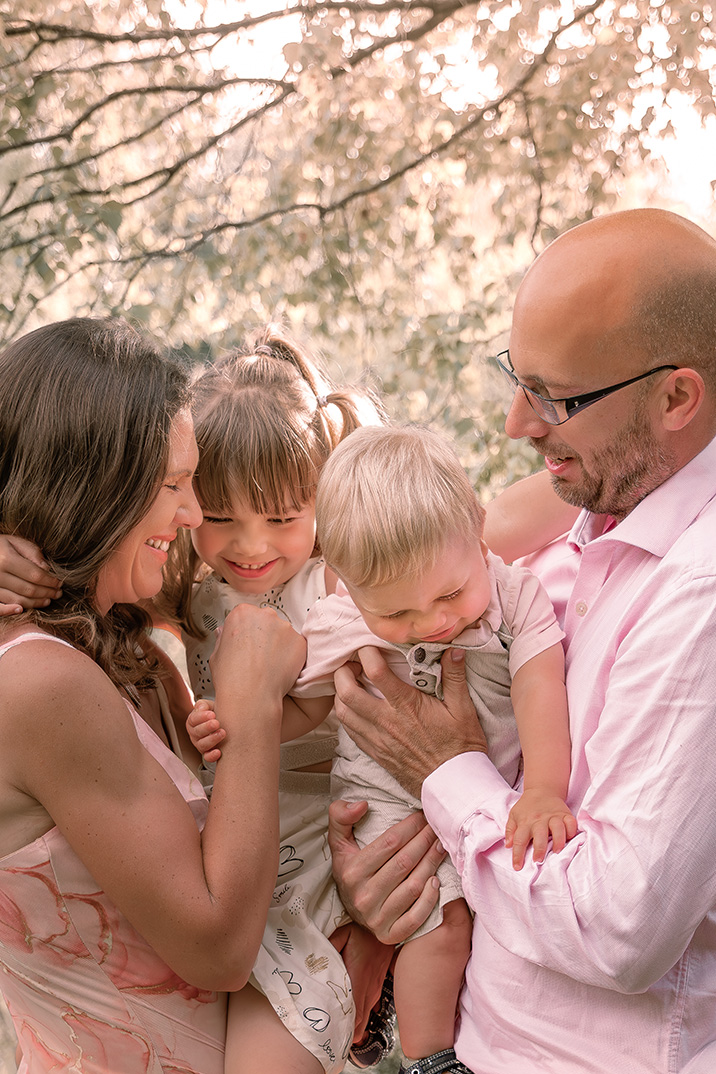 photo lifestyle de famille dans la nature du pas de calais